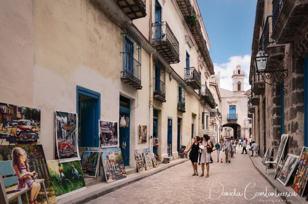 Art Display outdoors in Old Havana
